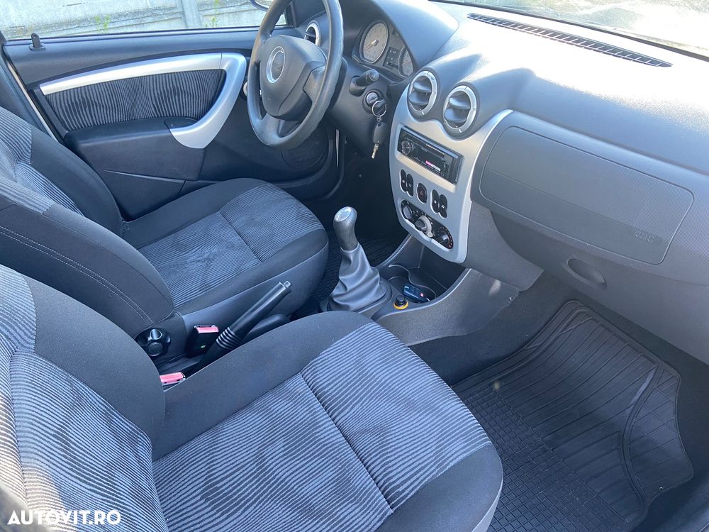 Dacia Logan K90 1.6 16v Laureate - 5