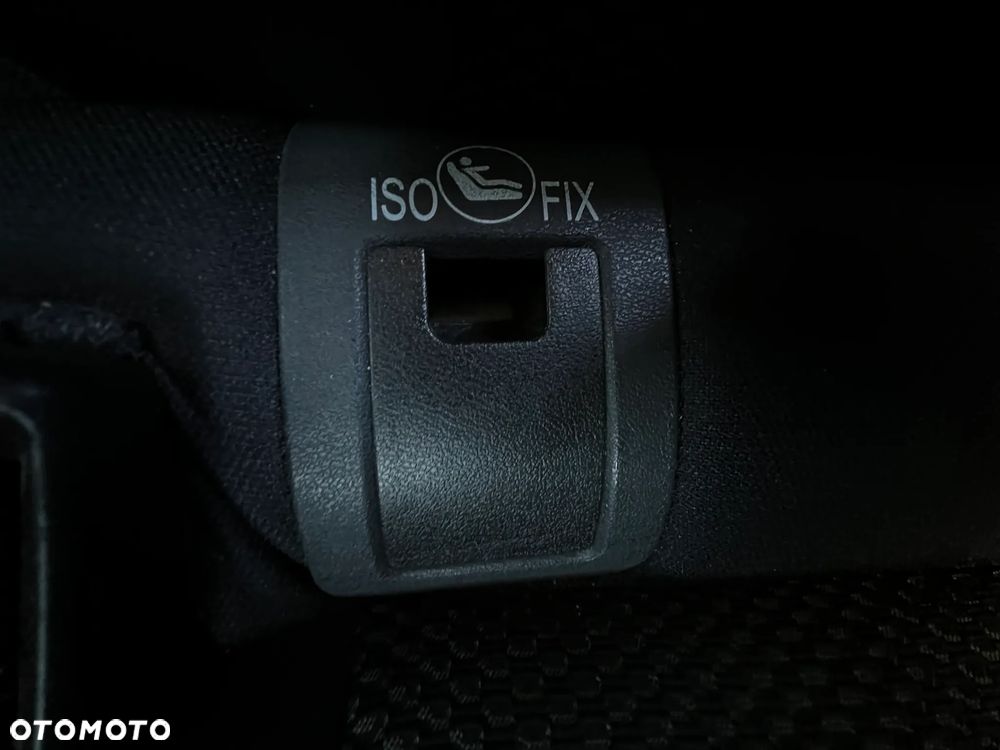 Nissan Qashqai 1.6 DIG-T N-Connecta - 33