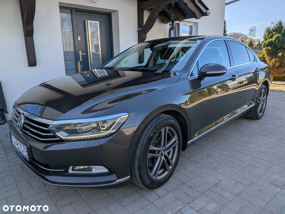Volkswagen Passat 2.0 TDI SCR DSG Highline - 1