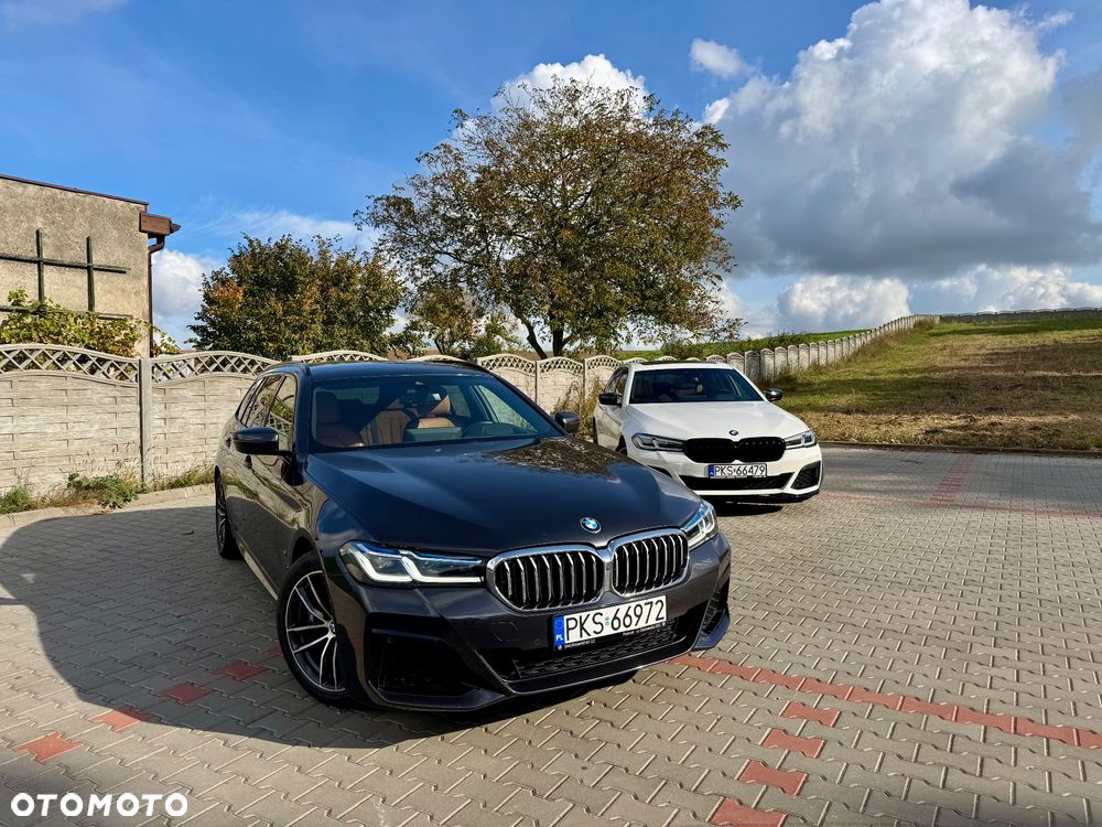 BMW Seria 5 530i Touring M Sport Edition - 2