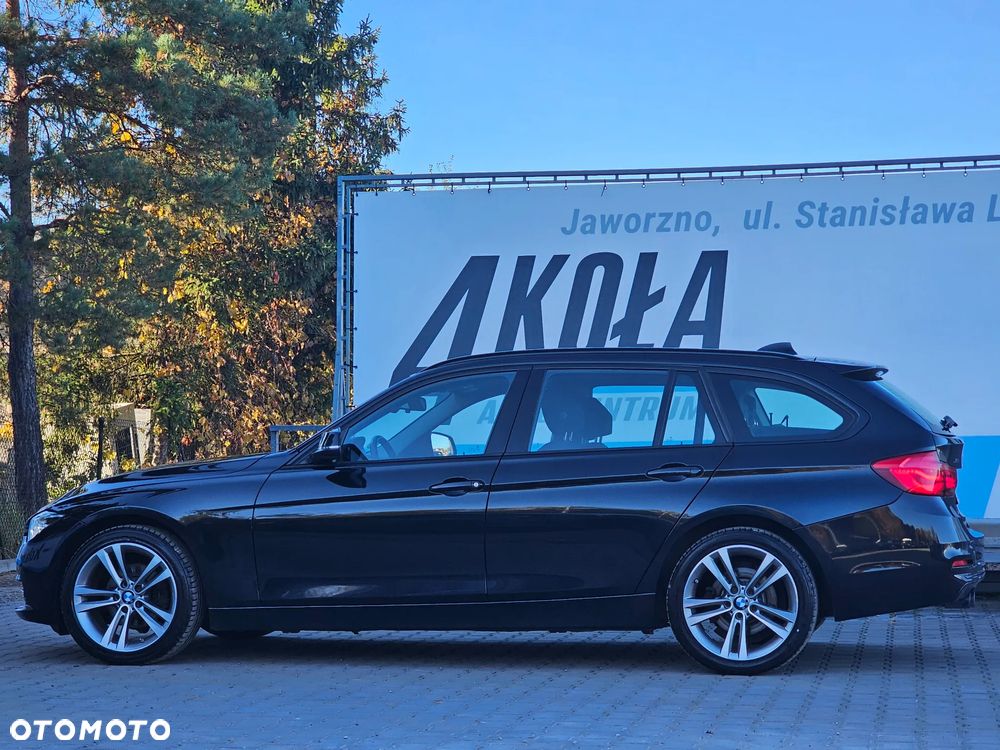 BMW Seria 3 320i xDrive Sport Line - 7
