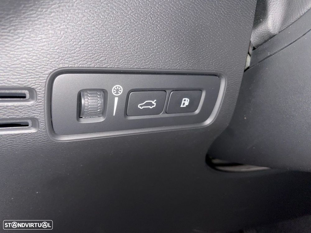 Volvo XC 40 1.5 T5 PHEV Inscription - 16