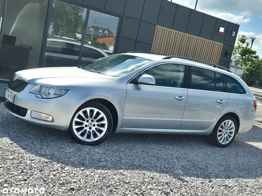 Skoda Superb 2.0 TDI DSG Exclusive - 5