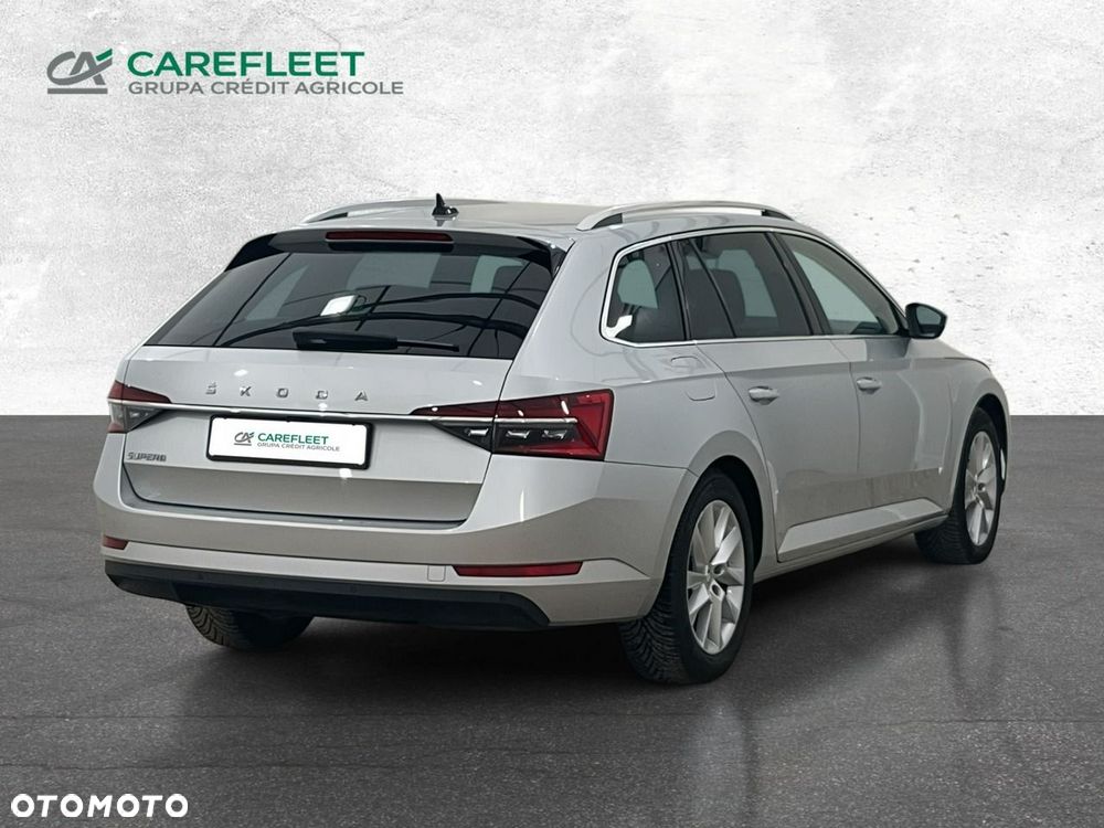 Skoda Superb 2.0 TDI SCR Style DSG - 5