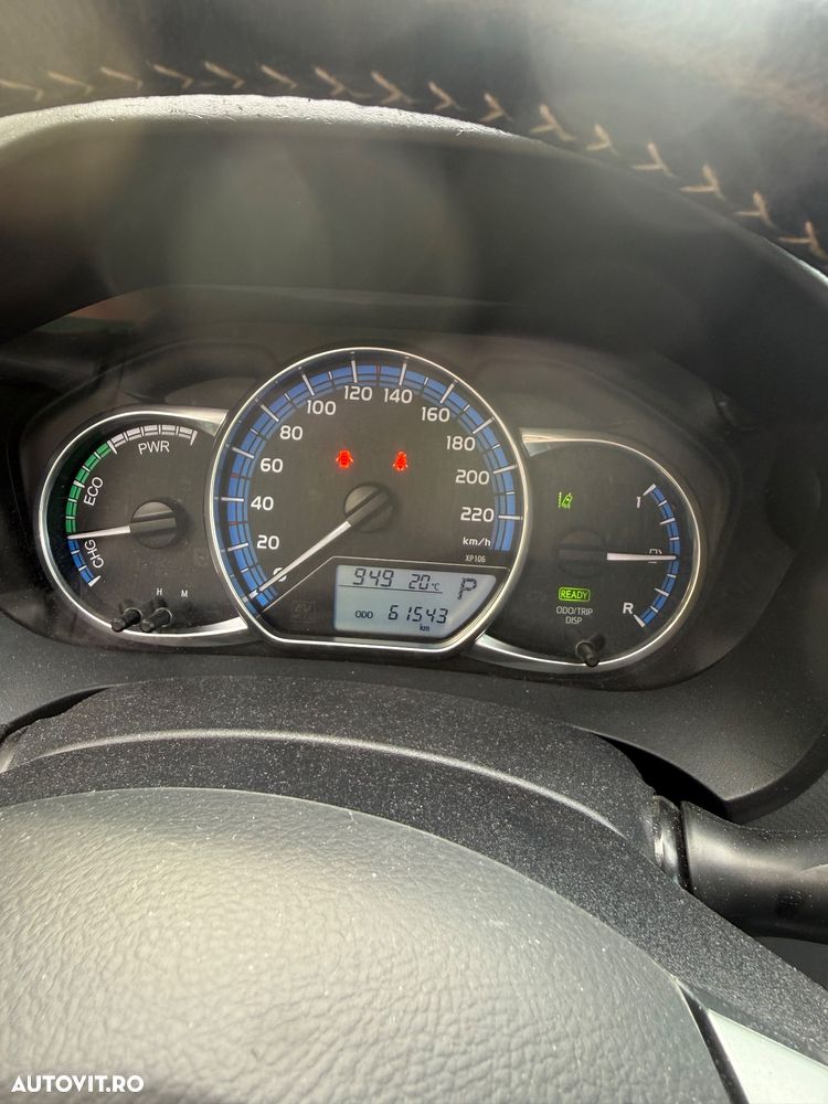 Toyota Yaris 1.5 VVT-i HSD Luna - 27
