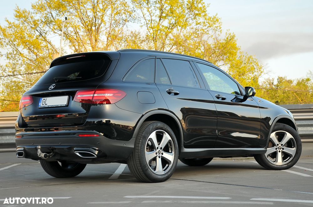 Mercedes-Benz GLC - 4