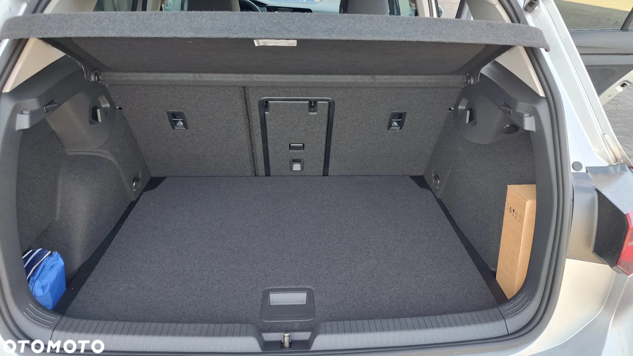 Volkswagen Golf - 16