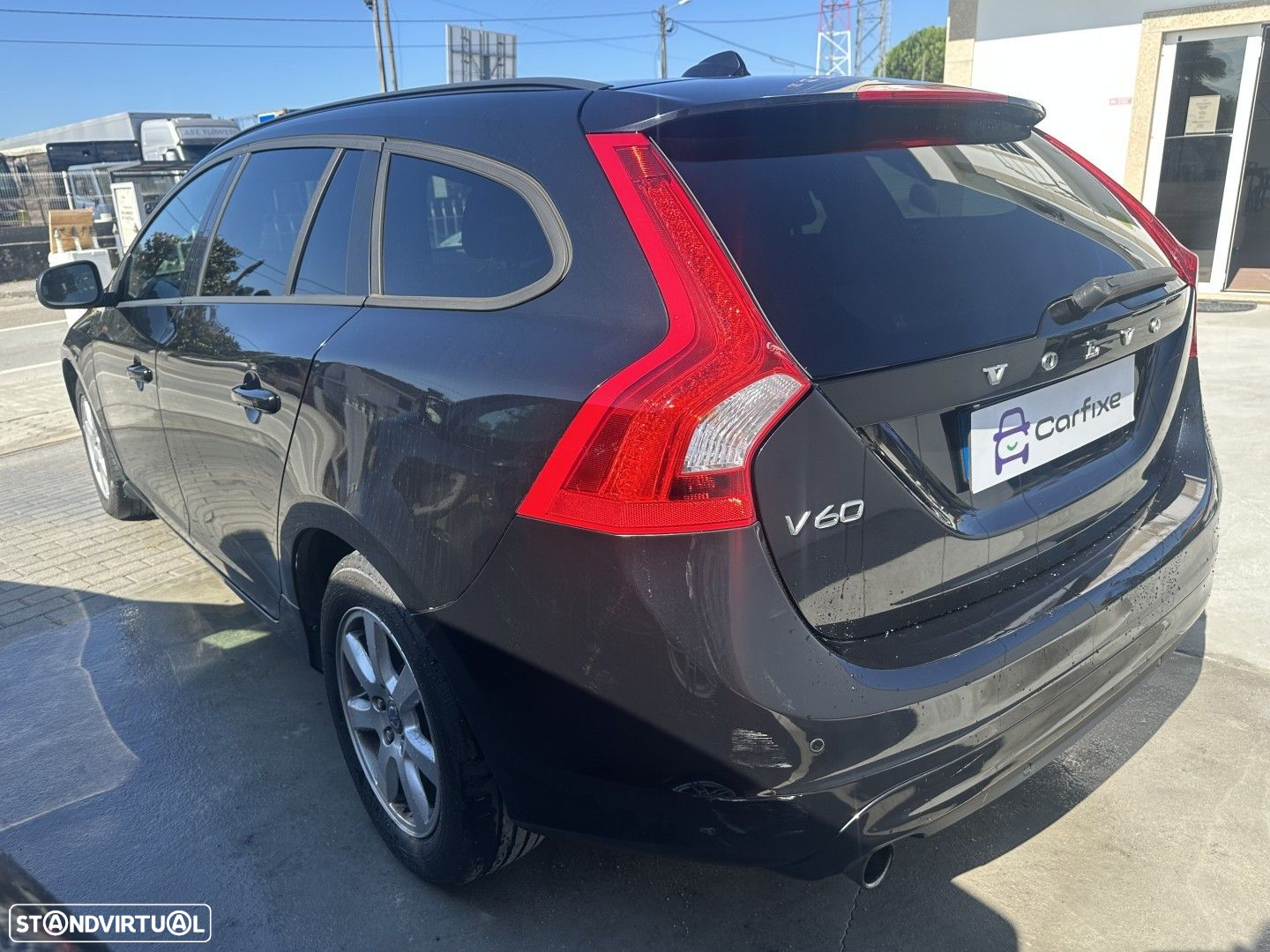 Volvo V60 1.6 D2 Momentum Eco - 5