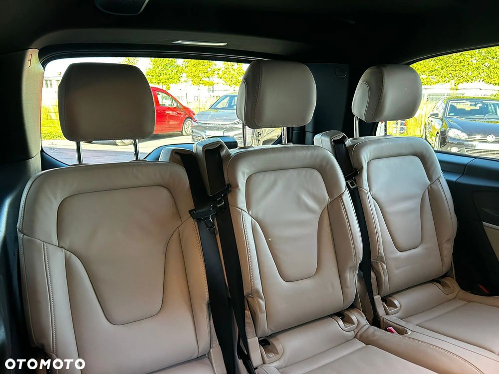 Mercedes-Benz Klasa V 300 d 9G-Tronic Exclusive (ekstra d³) - 35