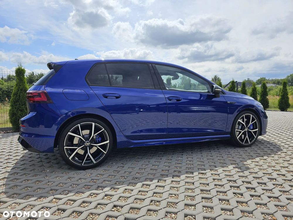 Volkswagen Golf - 2
