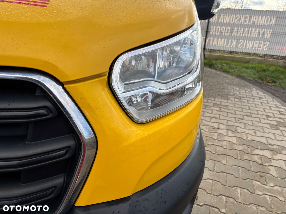 Ford Transit - 22