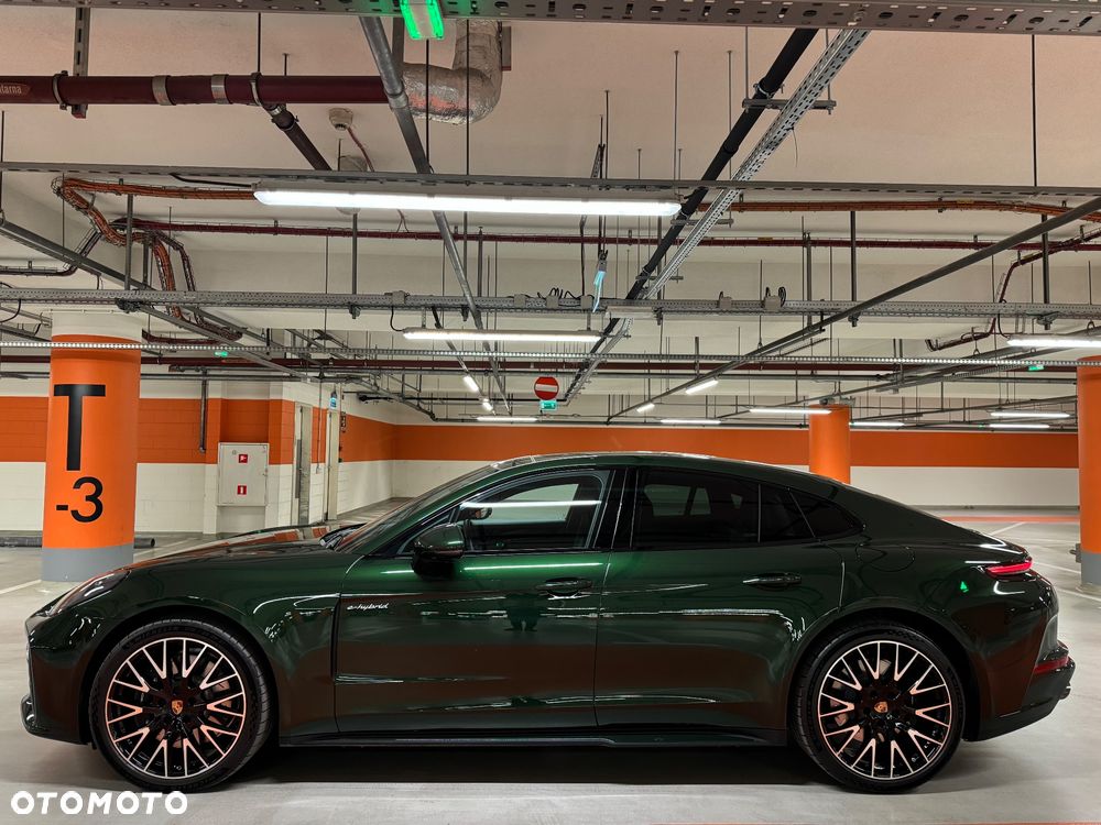 Porsche Panamera 4 E-Hybrid - 8