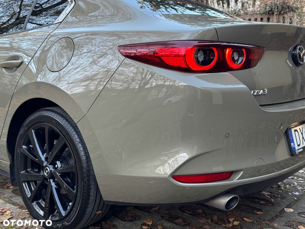 Mazda 3 2.0 mHEV Exclusive Line - 11