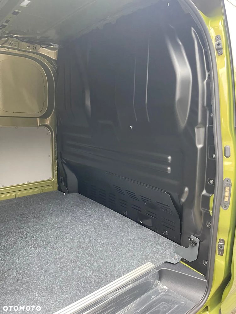 Volkswagen Transporter - 8