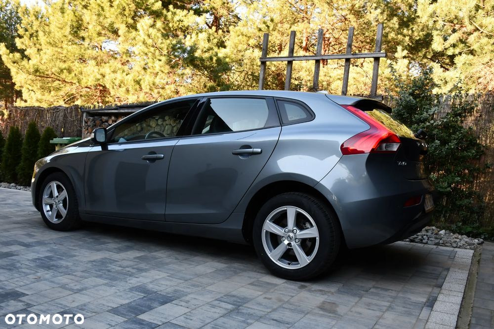 Volvo V40 D2 - 7