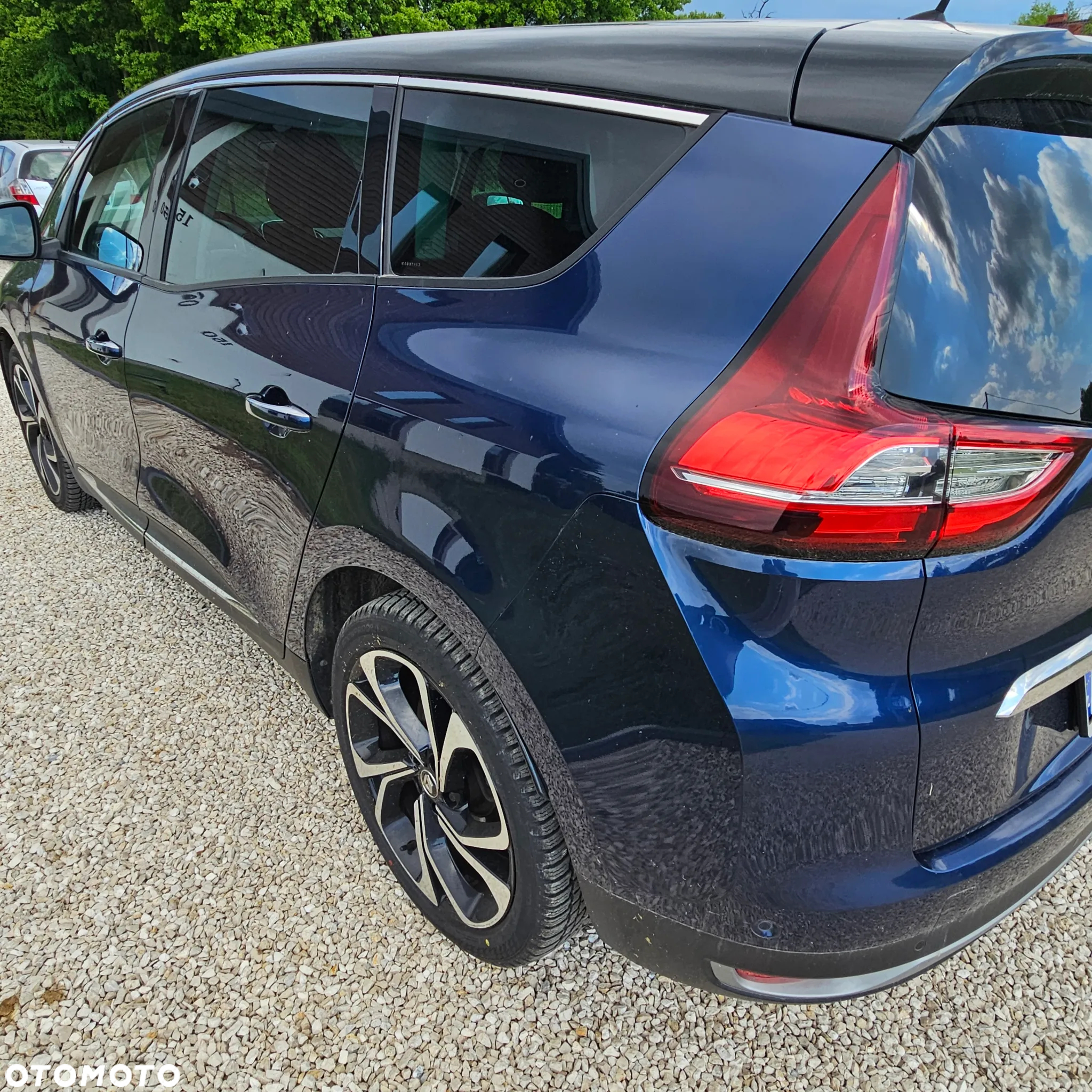Renault Scenic - 28