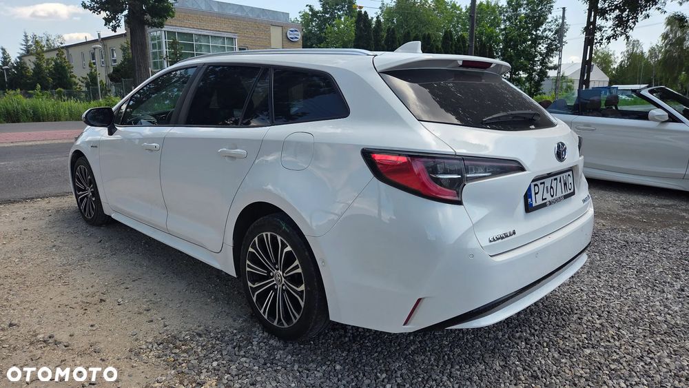 Toyota Corolla 1.8 Hybrid Executive - 6