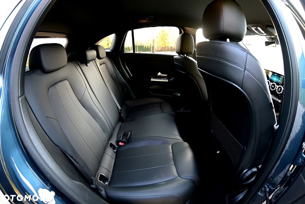 Mercedes-Benz GLA 200 d 8G-DCT Special Edition - 21