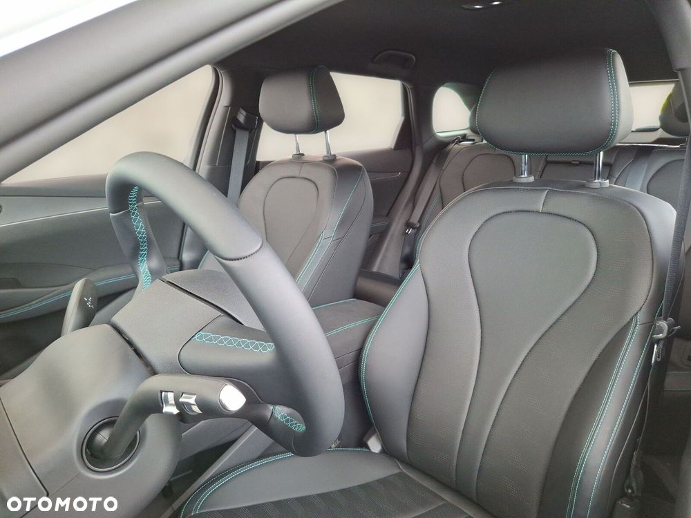 BYD Seal 6 - 12
