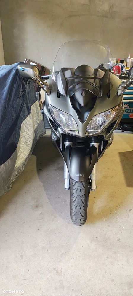 Yamaha FJR - 15