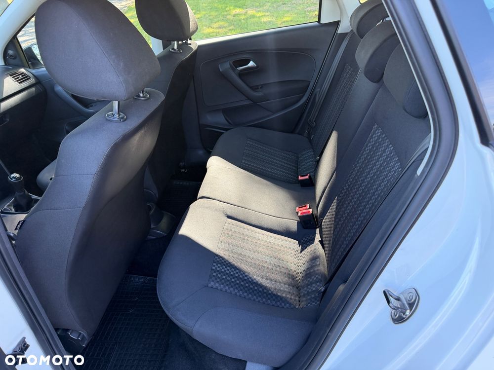 Volkswagen Polo - 15