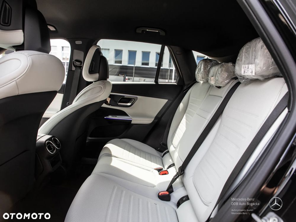 Mercedes-Benz GLC 300 mHEV 4-Matic AMG Line - 12