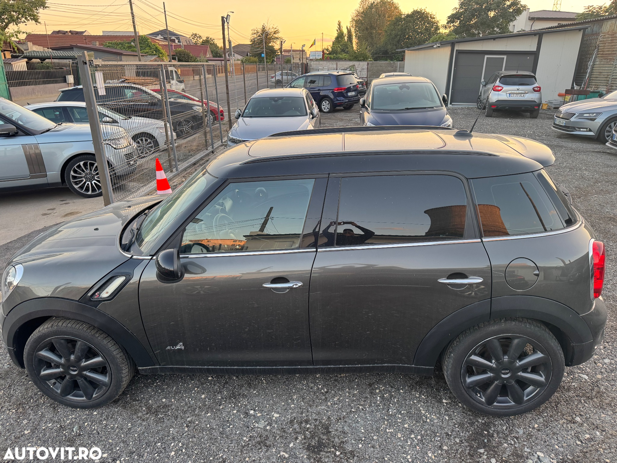Mini Cooper S Standard - 8