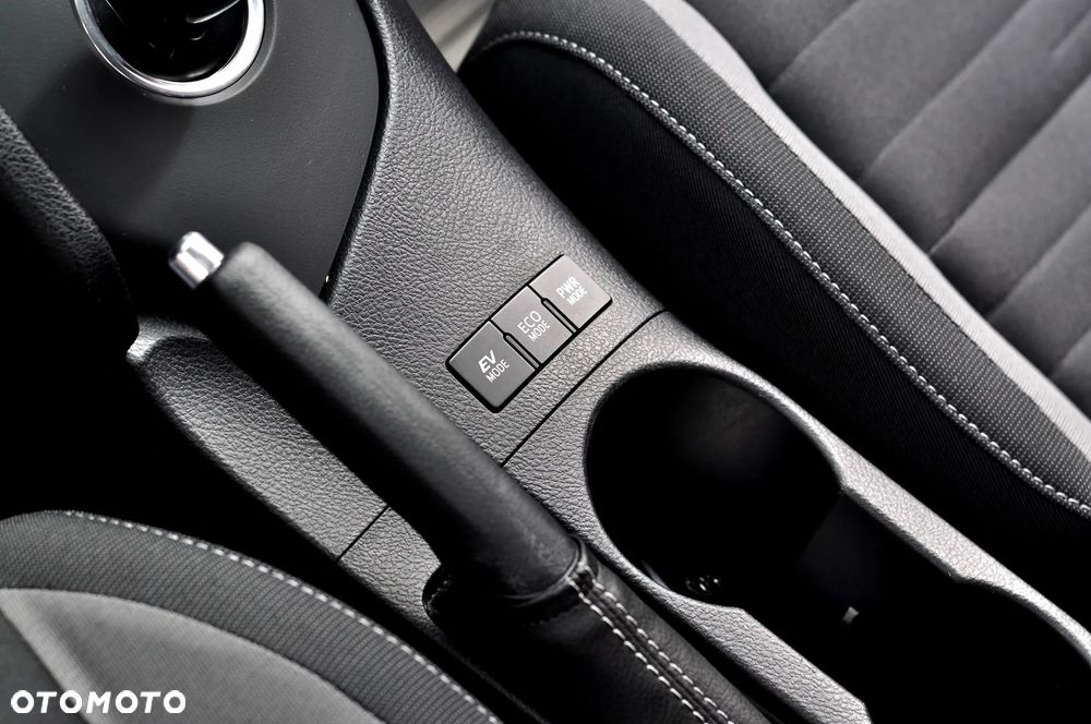 Toyota Auris - 25