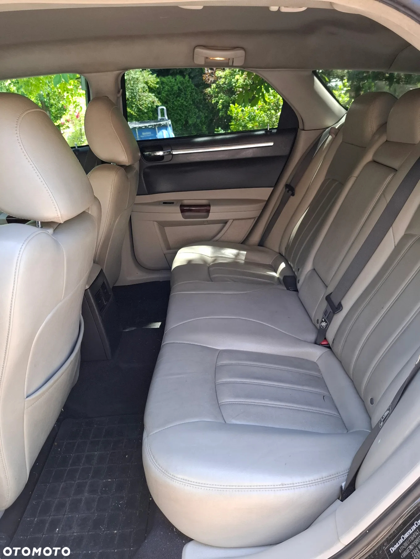 Chrysler 300C 3.0 V6 CRD - 18