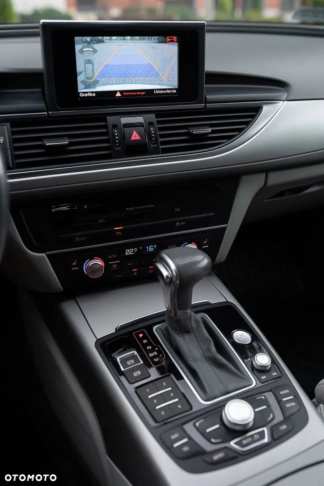 Audi A6 Avant 2.0 TDI Ultra DPF S tronic - 23