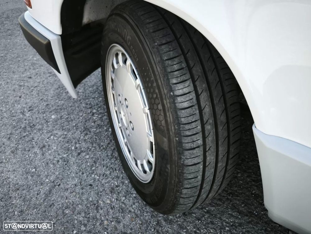 Mercedes-Benz W201 (1982-1993) 190 E 1.8 - 54