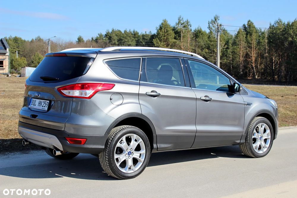 Ford Kuga 2.0 TDCi 4x4 Titanium - 4