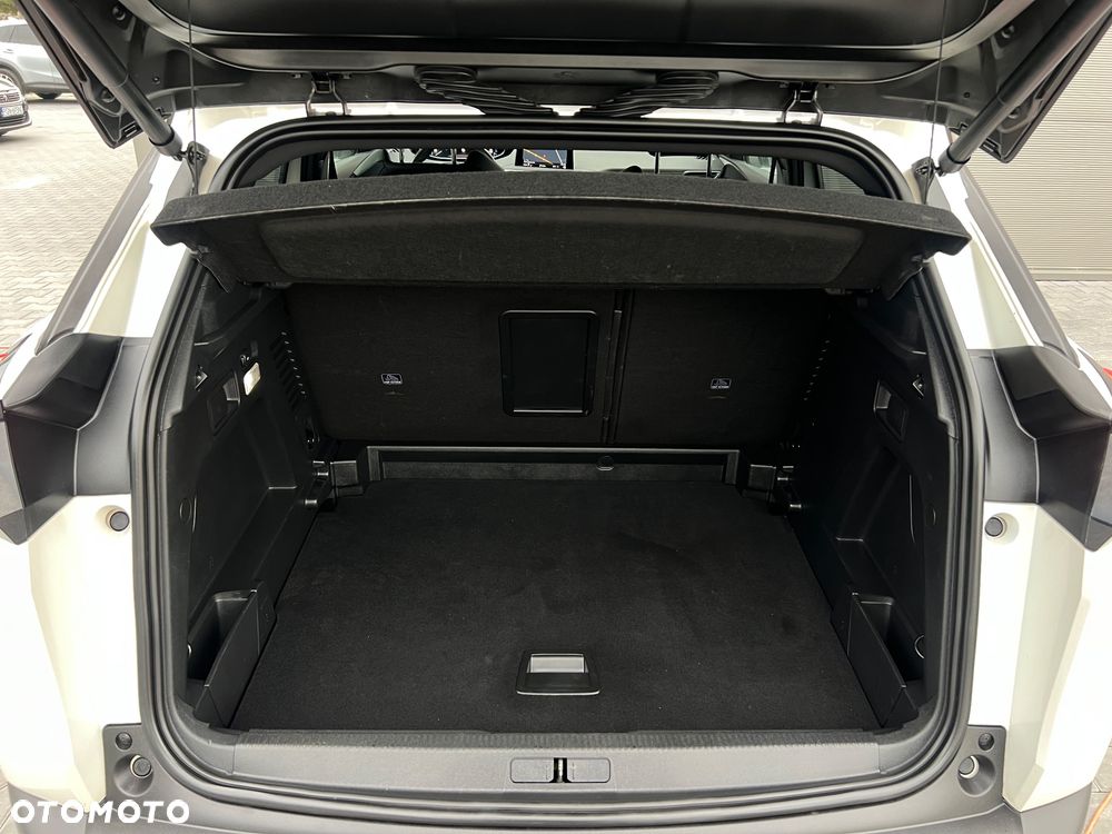 Peugeot 3008 BlueHDi 180 Stop & Start EAT6 GT - 32