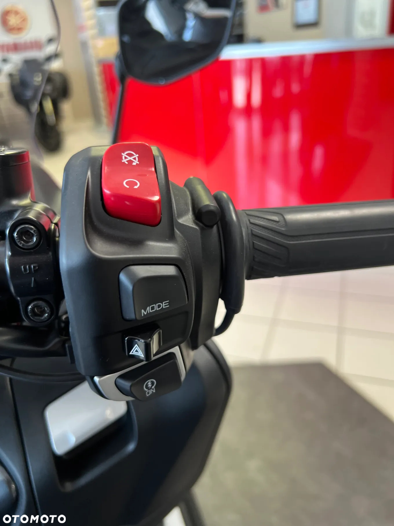 Yamaha Tmax - 21