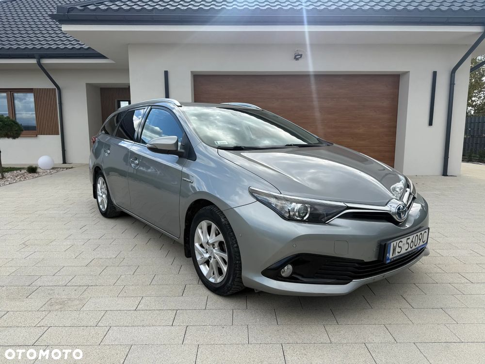 Toyota Auris - 13