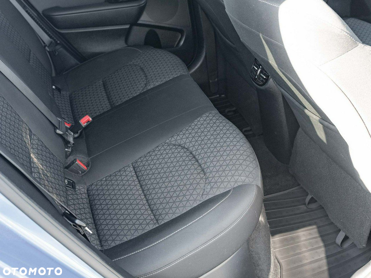Kia Ceed - 30