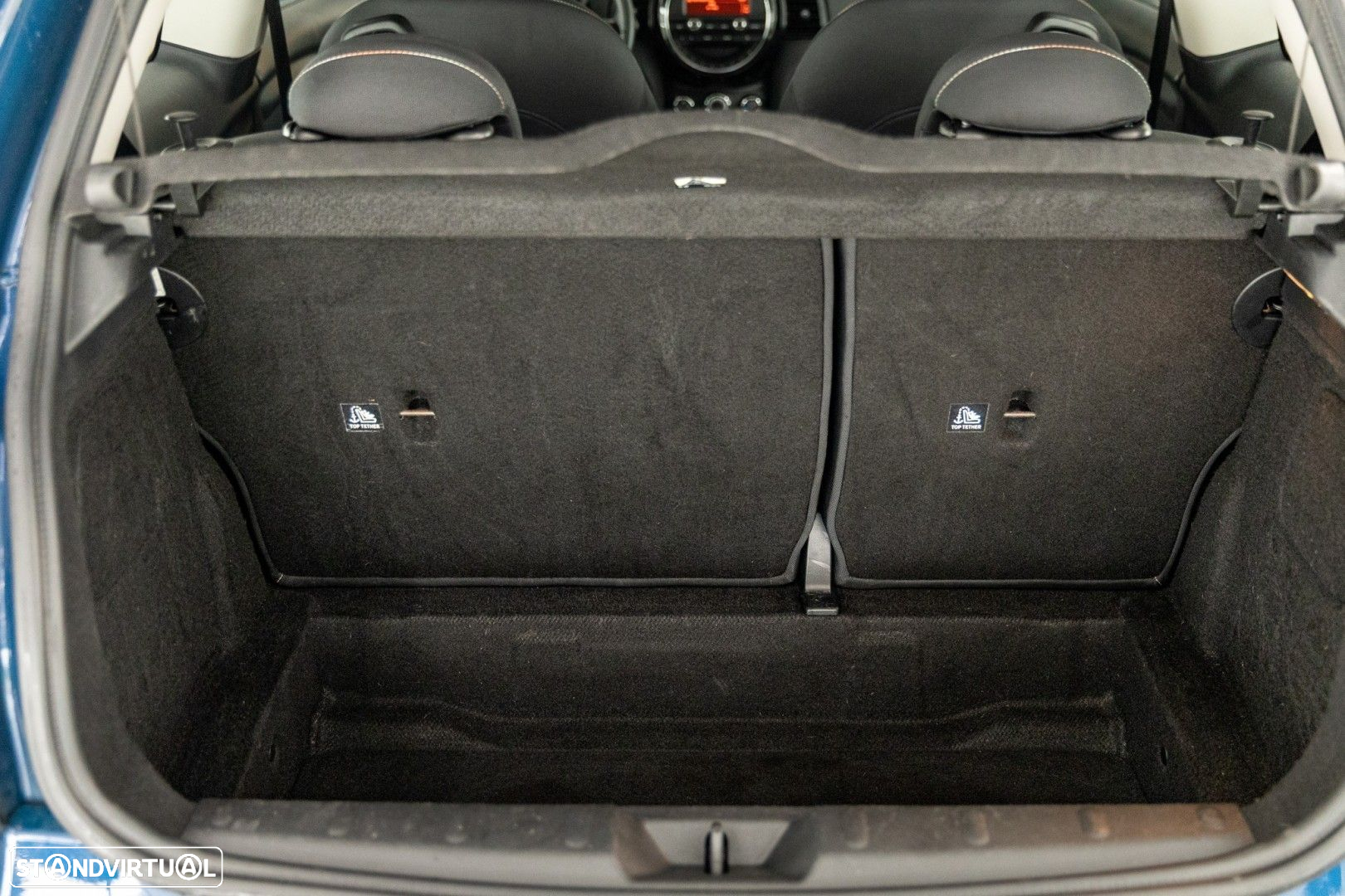 MINI 3 Portas One First - 32