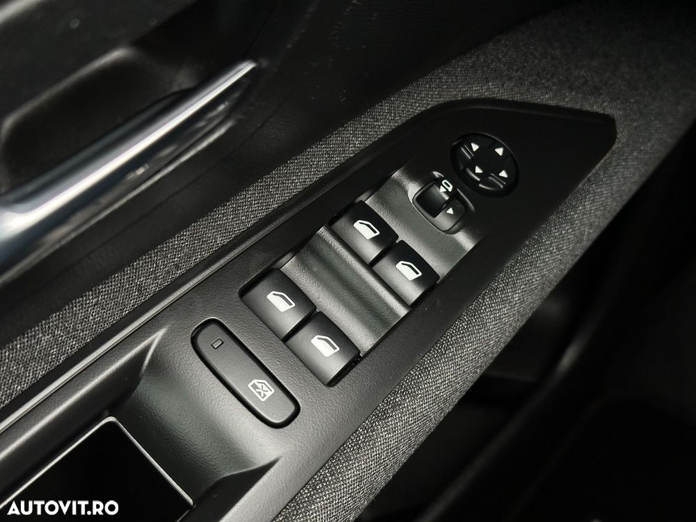 Peugeot 3008 1.5 BlueHDI 130 S&S BVM6 Active Pack - 30