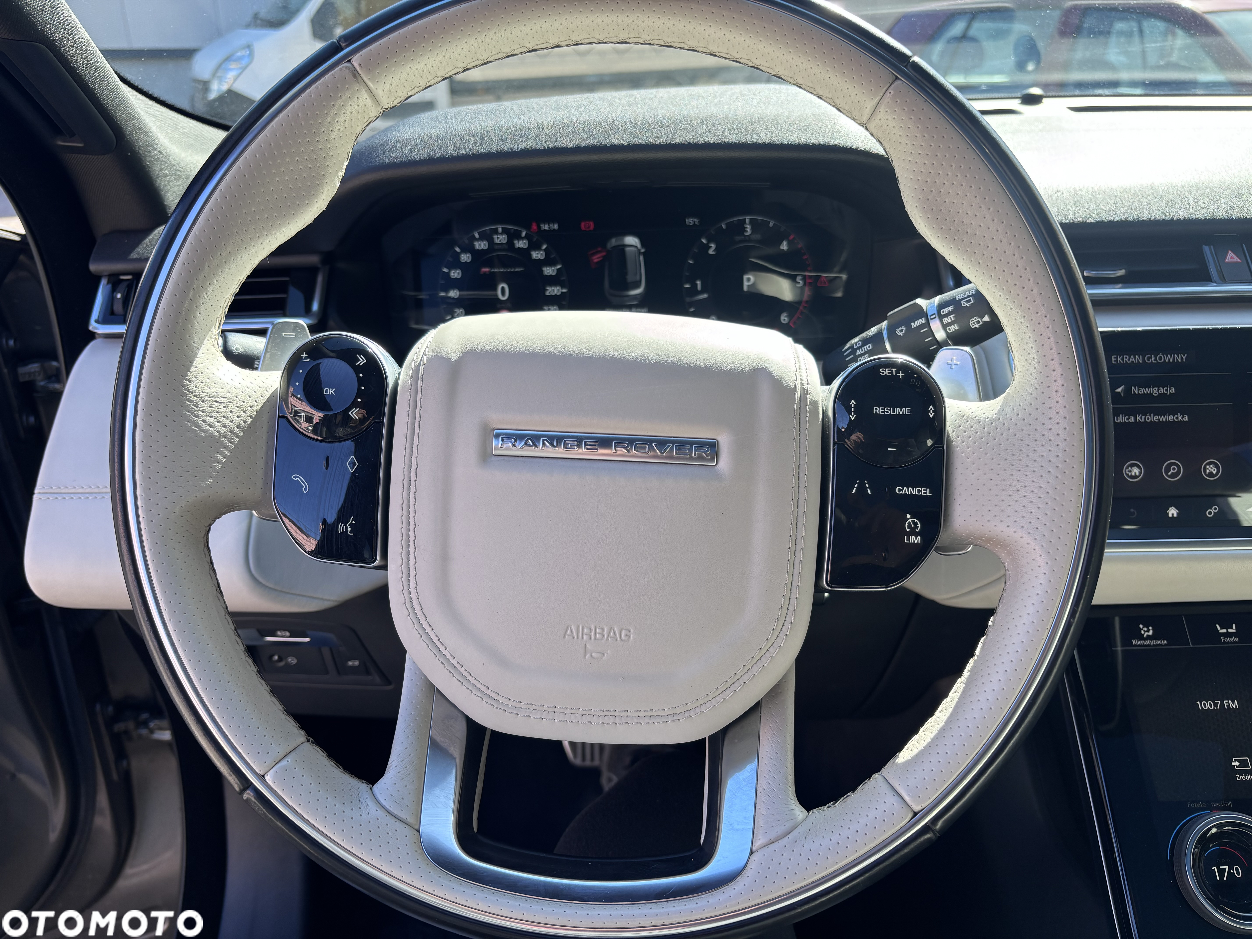 Land Rover Range Rover Velar - 12