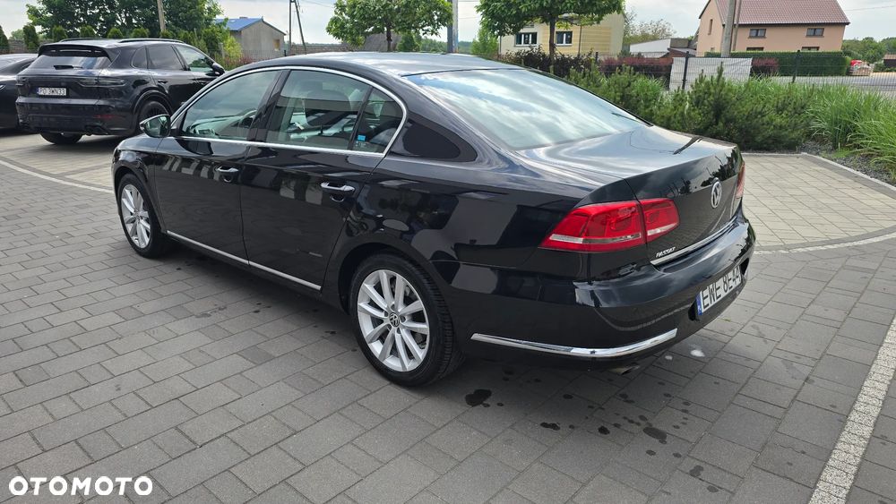 Volkswagen Passat 2.0 TDI 4Mot Highline DSG - 4