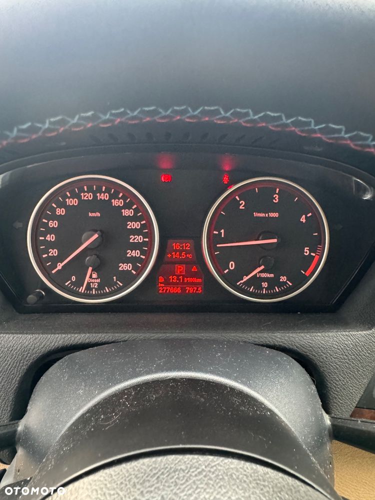 BMW X5 4.0d xDrive - 29