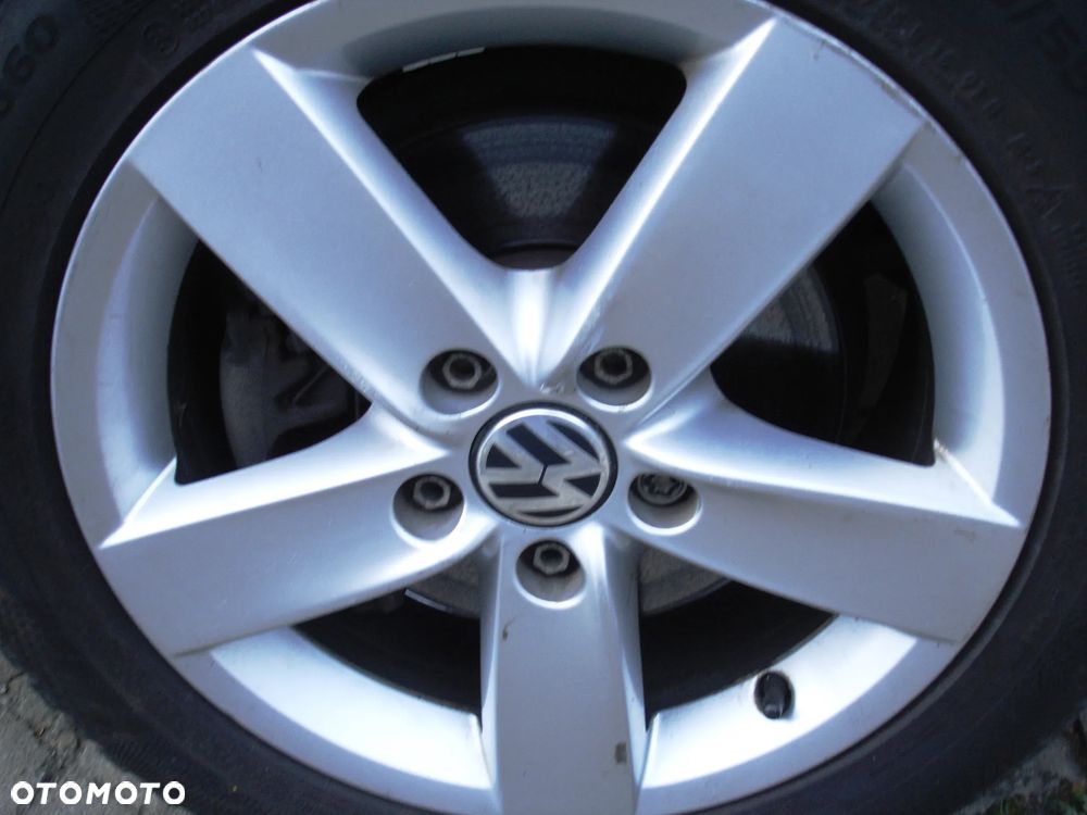 Volkswagen Jetta - 22