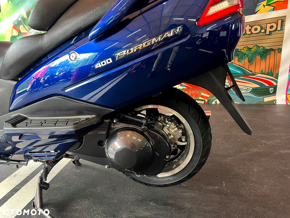 Suzuki Burgman - 16