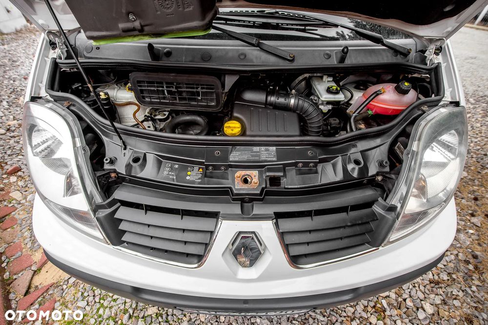 Renault Trafic - 25