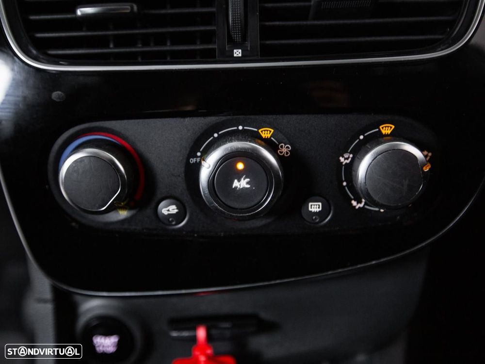 Renault Clio 1.5 dCi Zen - 17