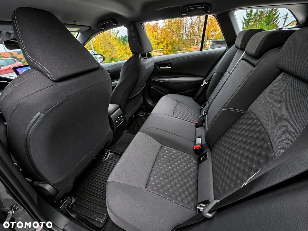 Toyota Corolla 1.8 Hybrid Comfort - 16
