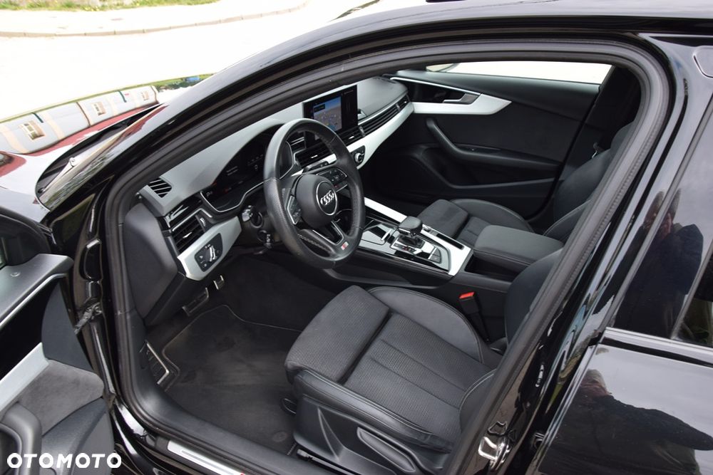 Audi A4 Avant 35 TDI mHEV S Line S tronic - 12
