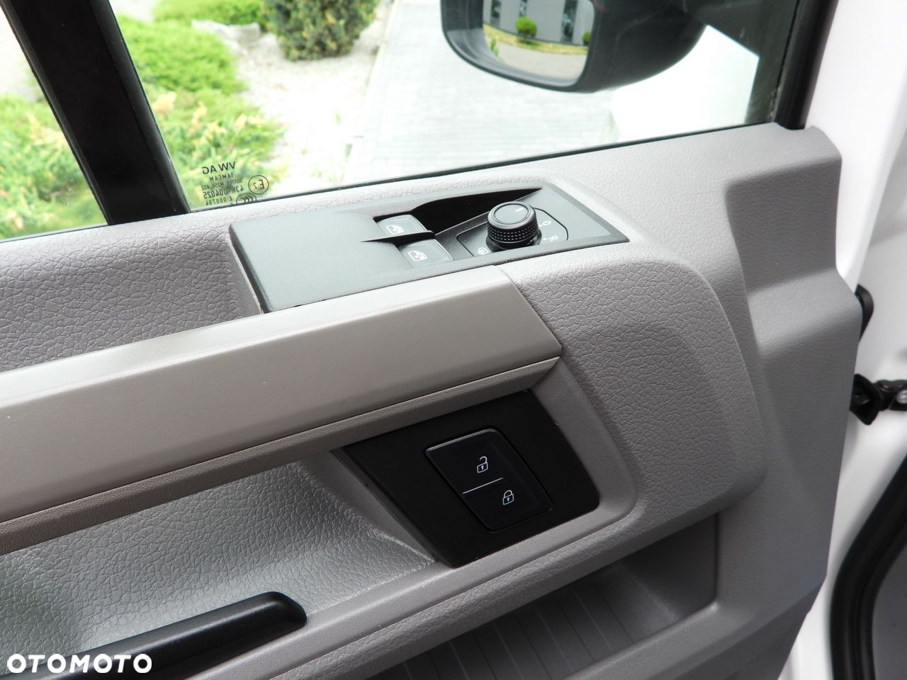 Volkswagen CRAFTER  PLANDEKA 8 PALET TEMPOMAT LEDY KLIMATYZACJA  180KM - 34