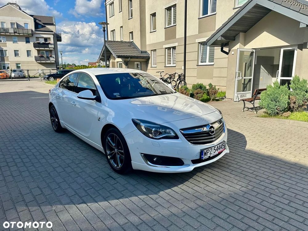 Opel Insignia 2.0 CDTI Cosmo S&S - 3