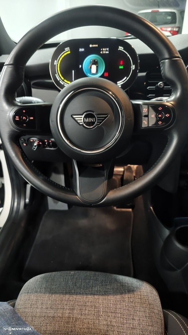 MINI 3 Portas Cooper SE Premium Essential - 30